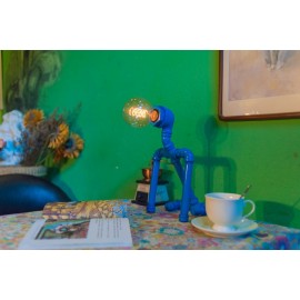 Lampe de table design industriel en tube métallique robot avec ampoule edison 03