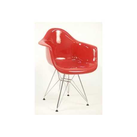 DAR Eames side chair in fiberglass