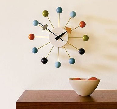 http://www.dezignlover.com/fr/horloge-design/58-nelson-ball-clock-multicolor.html